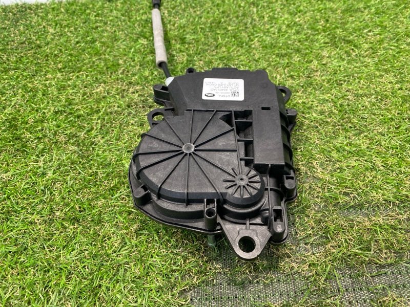 Доводчик двери багажника Land Rover Range Rover (L405, 2020г.)