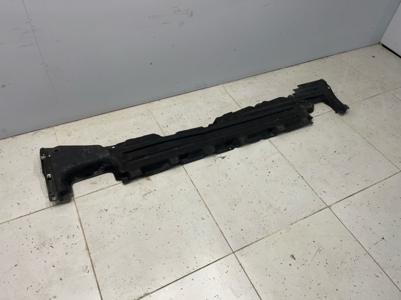 Защитный пластик днища Land Rover Range Rover (L405, 2019г.)