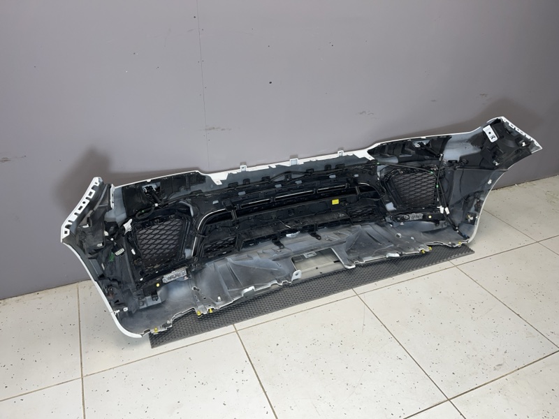 Бампер Land Rover Range Rover Sport (L494, 2021г.)