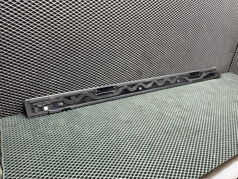 Молдинг крыши Land Rover Range Rover Sport (L461, 2024г.)