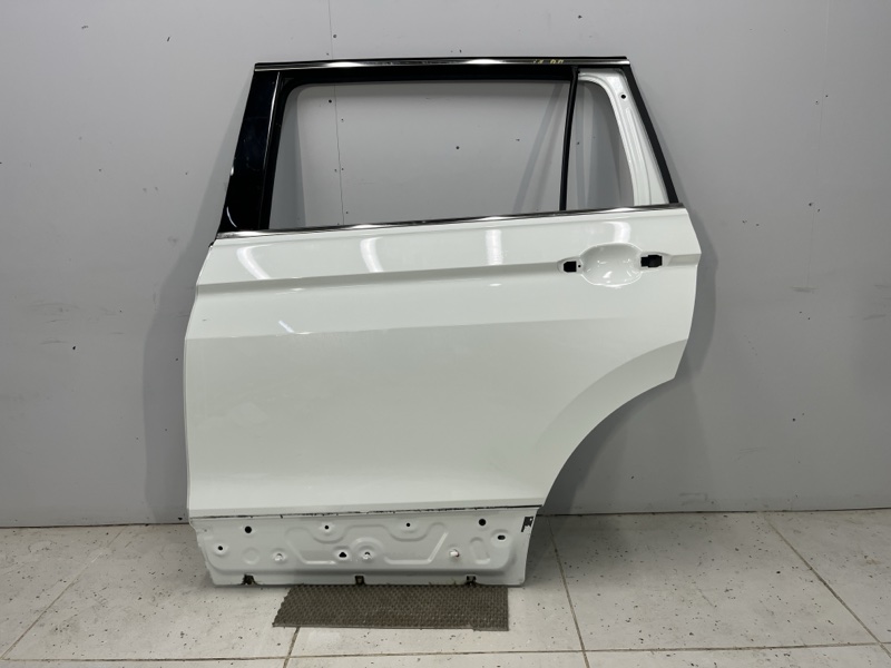 Дверь Volkswagen Tiguan (MBQ, 2023г.)